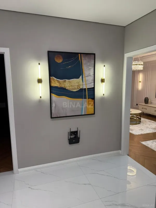 Satılır 3 otaqlı mənzil 110 m²