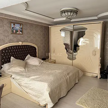 Satılır 3 otaqlı mənzil 120 m²