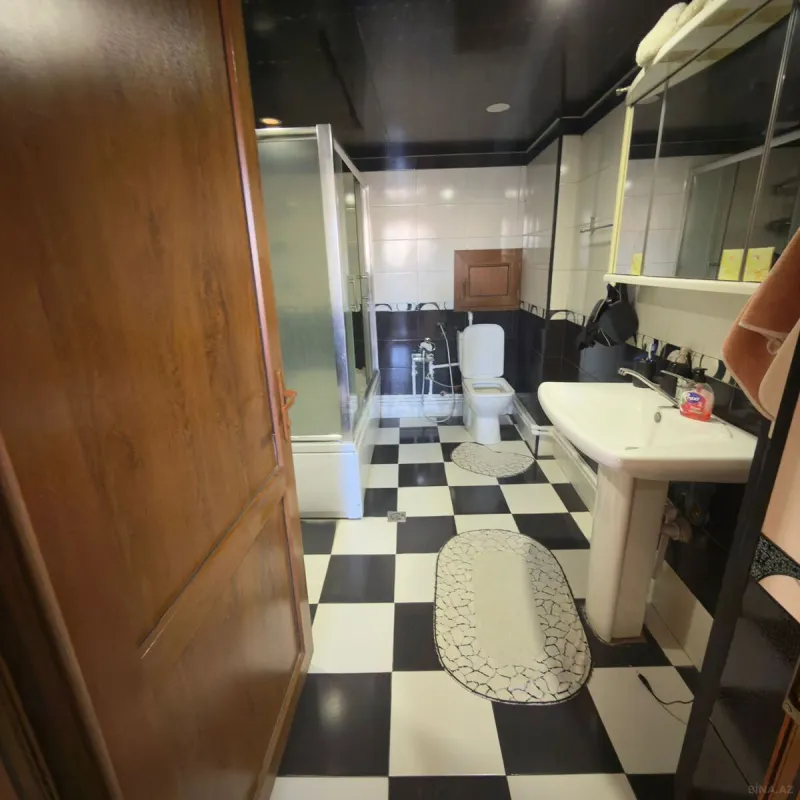 Satılır 3 otaqlı mənzil 120 m²