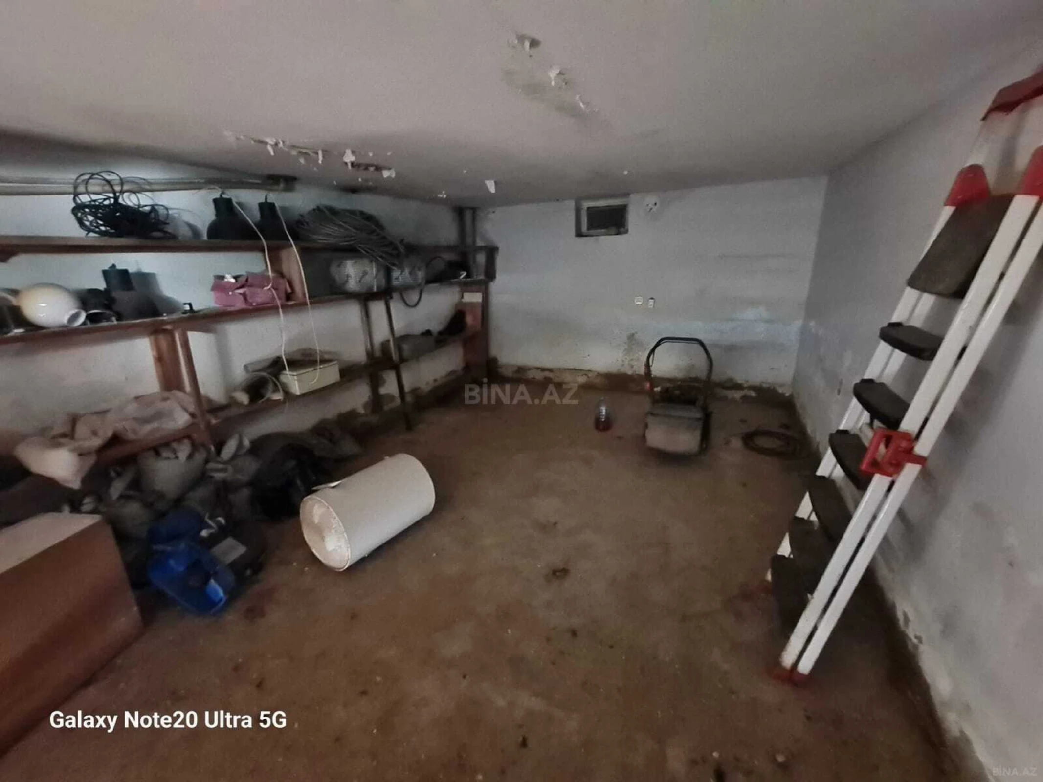 Satılır 7 otaqlı həyət evi 500 m²