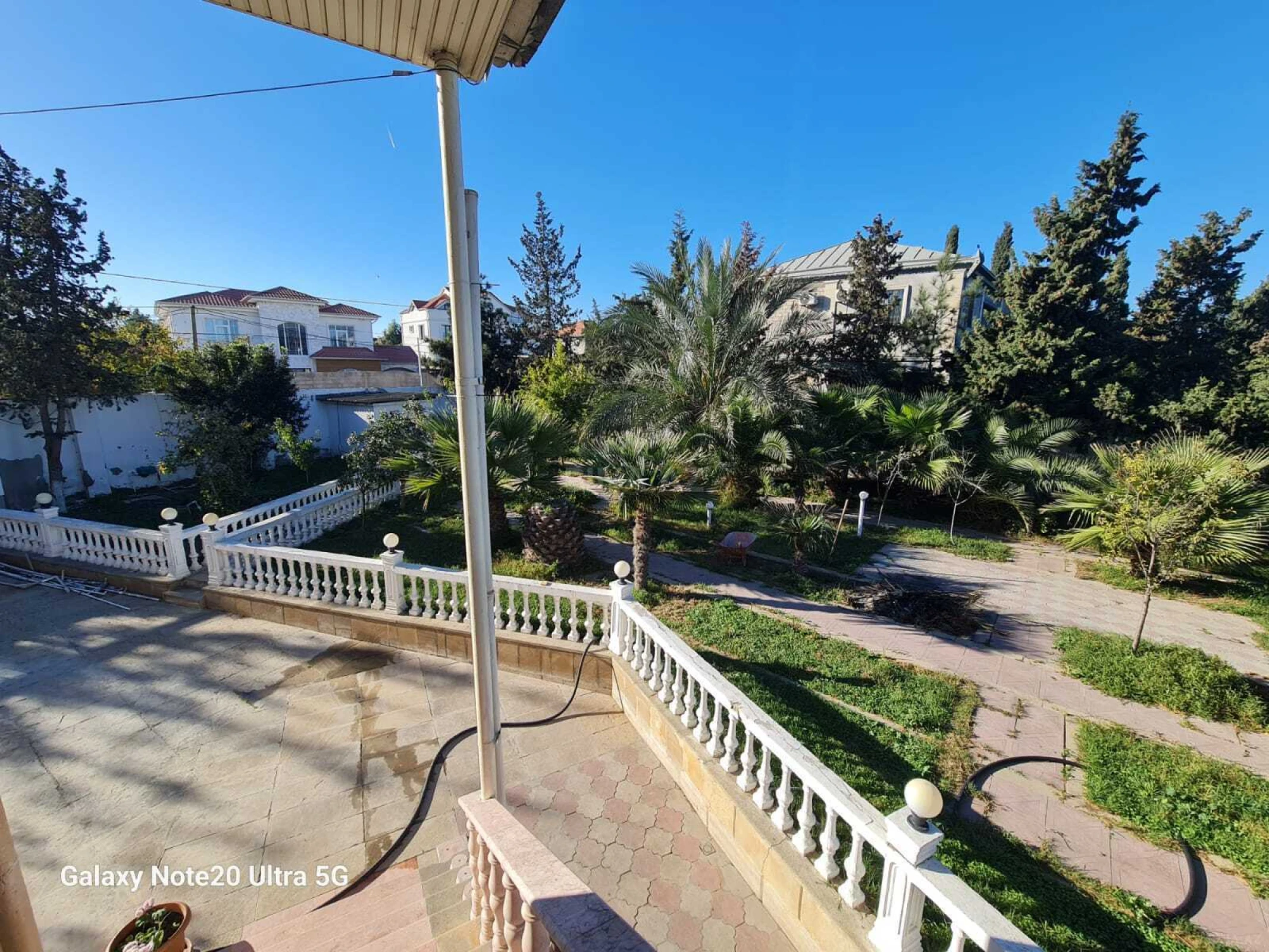 Satılır 7 otaqlı həyət evi 500 m²