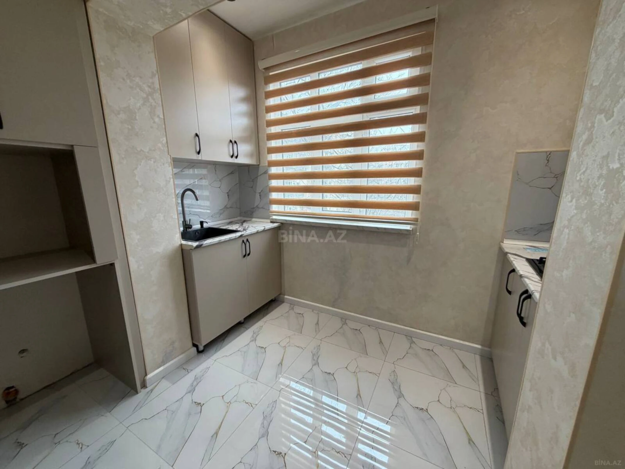 Satılır 2 otaqlı mənzil 45 m²