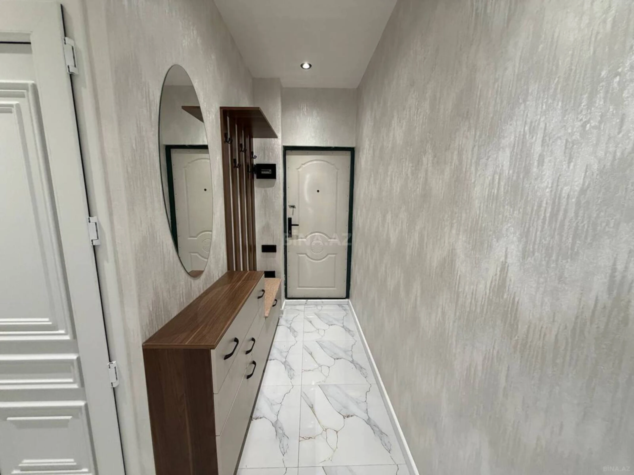 Satılır 2 otaqlı mənzil 45 m²
