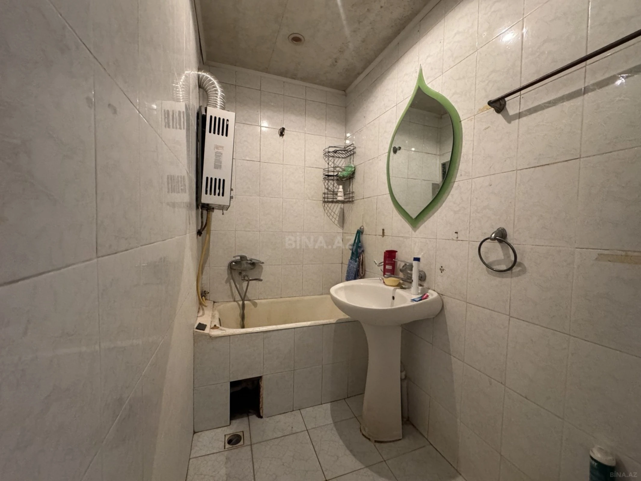 Satılır 2 otaqlı mənzil 65 m²