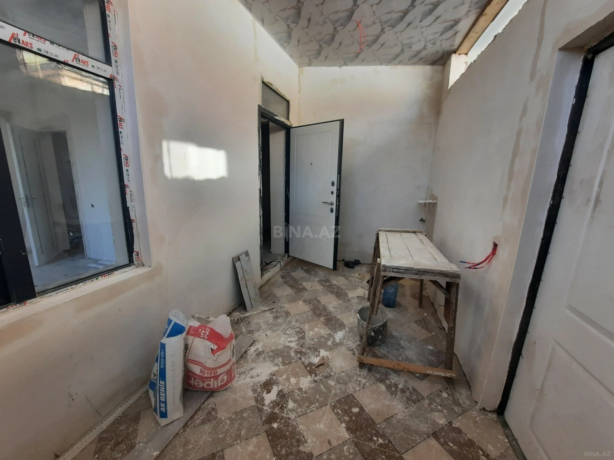 Satılır 3 otaqlı həyət evi 100 m²