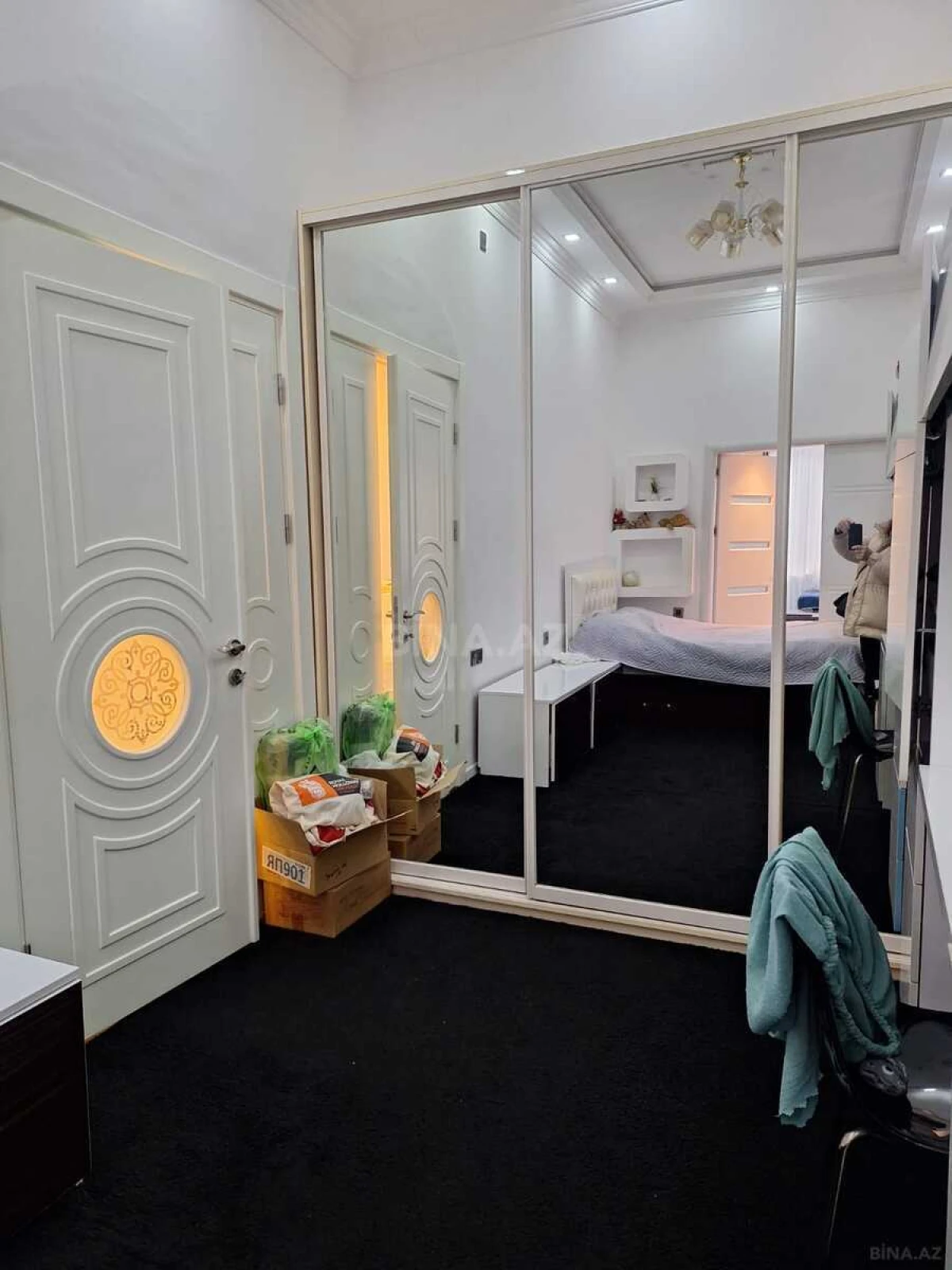 Satılır 4 otaqlı mənzil 120 m²