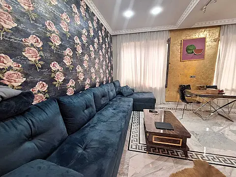 Satılır 4 otaqlı mənzil 120 m²