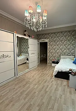 Satılır 3 otaqlı mənzil 136 m²