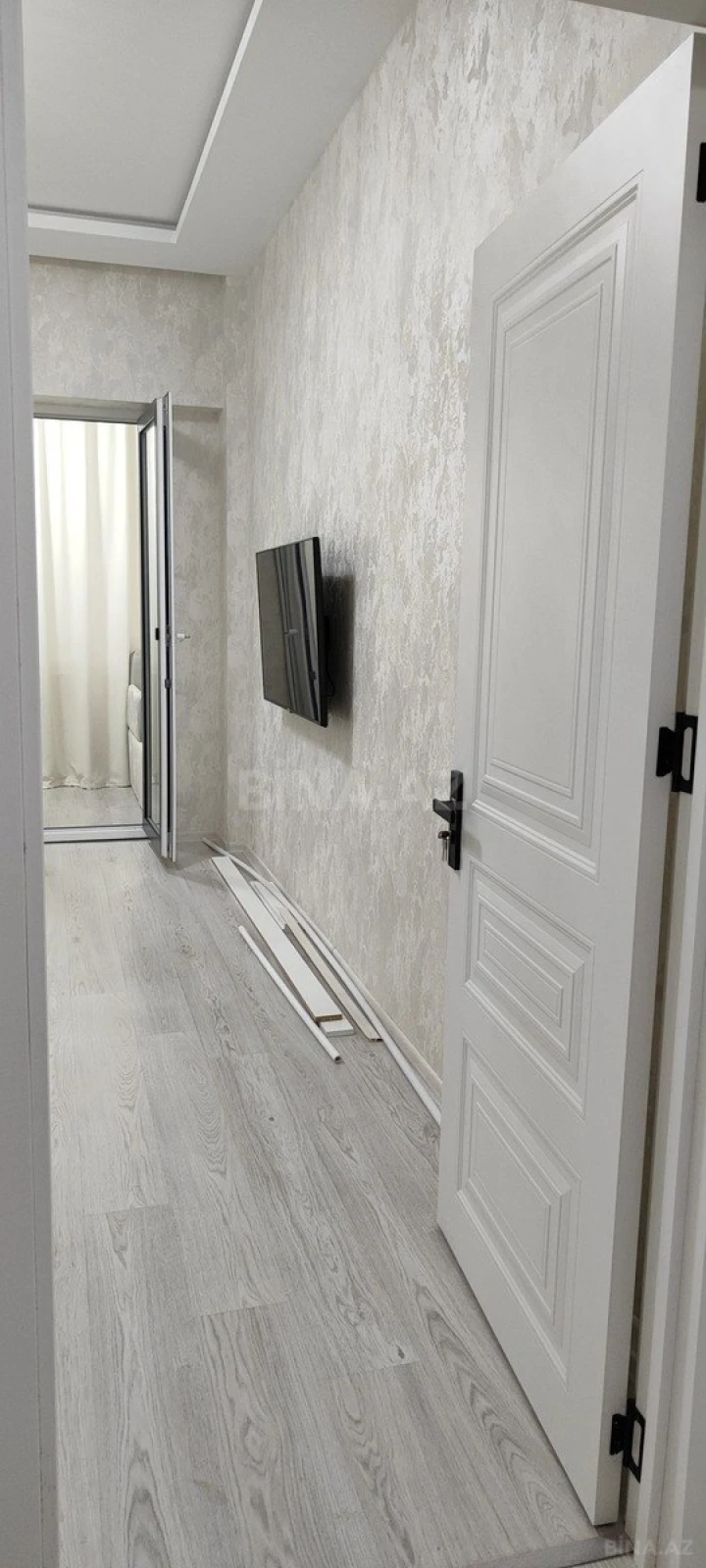 Satılır 2 otaqlı mənzil 73 m²