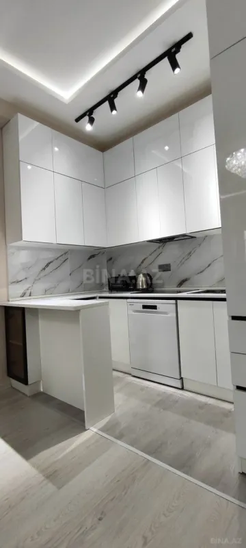 Satılır 2 otaqlı mənzil 73 m²