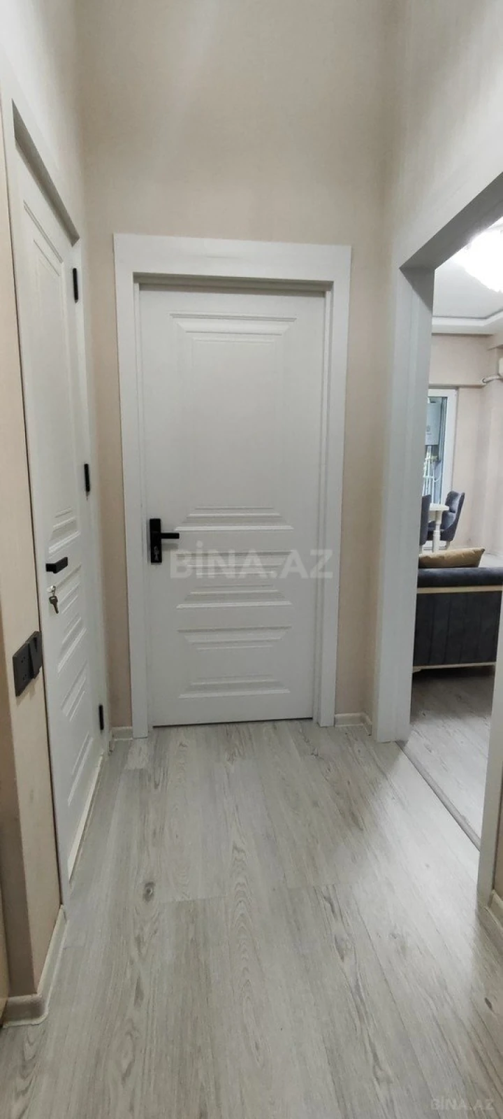 Satılır 2 otaqlı mənzil 73 m²