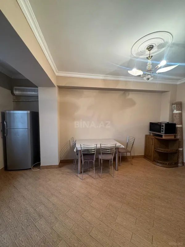Kirayə verilir 3 otaqlı mənzil 100 m²