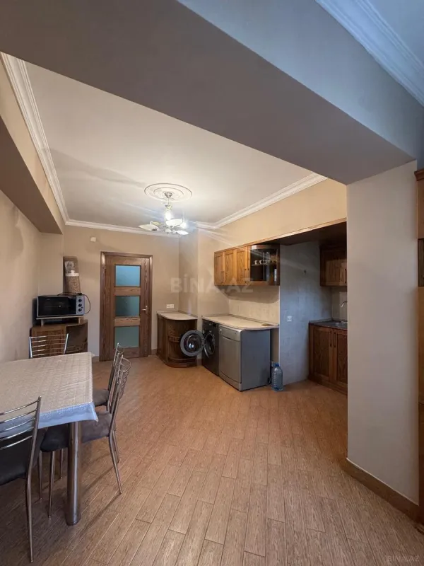 Kirayə verilir 3 otaqlı mənzil 100 m²