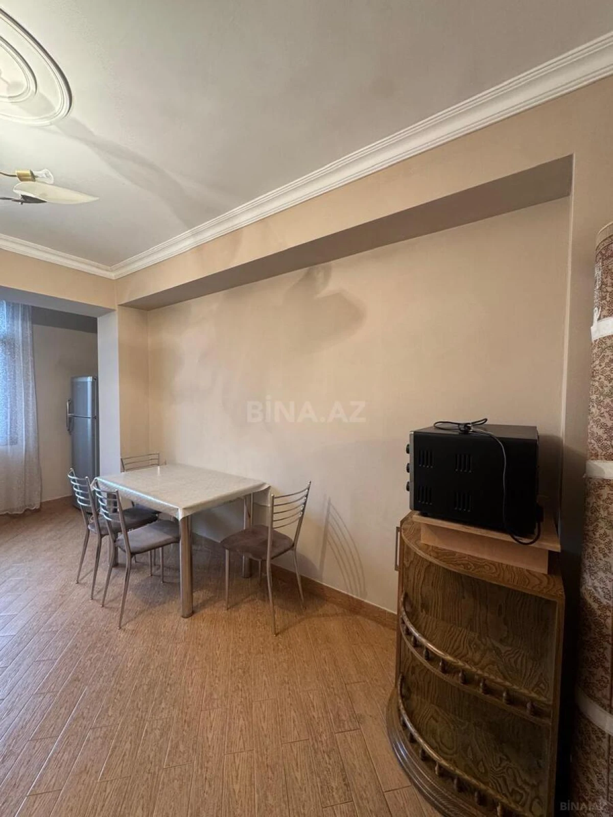 Kirayə verilir 3 otaqlı mənzil 100 m²