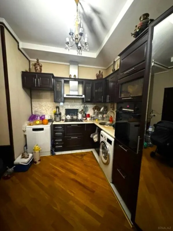 Satılır 2 otaqlı mənzil 70 m²