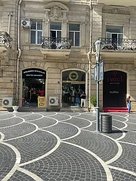 Kirayə verilir obyekt 130 m²