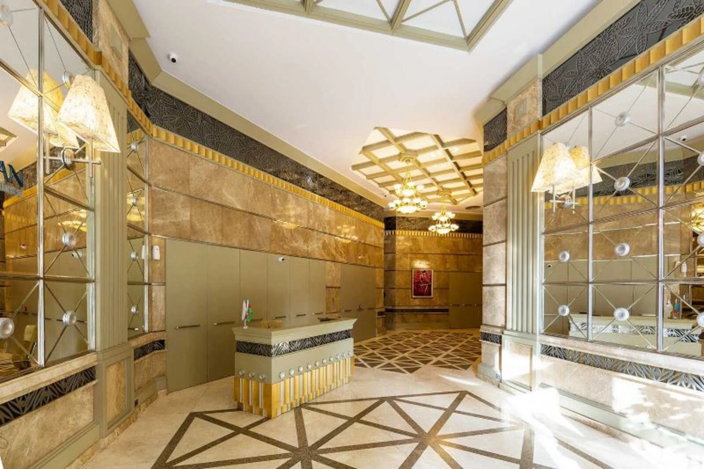 Satılır 4 otaqlı mənzil 186 m²