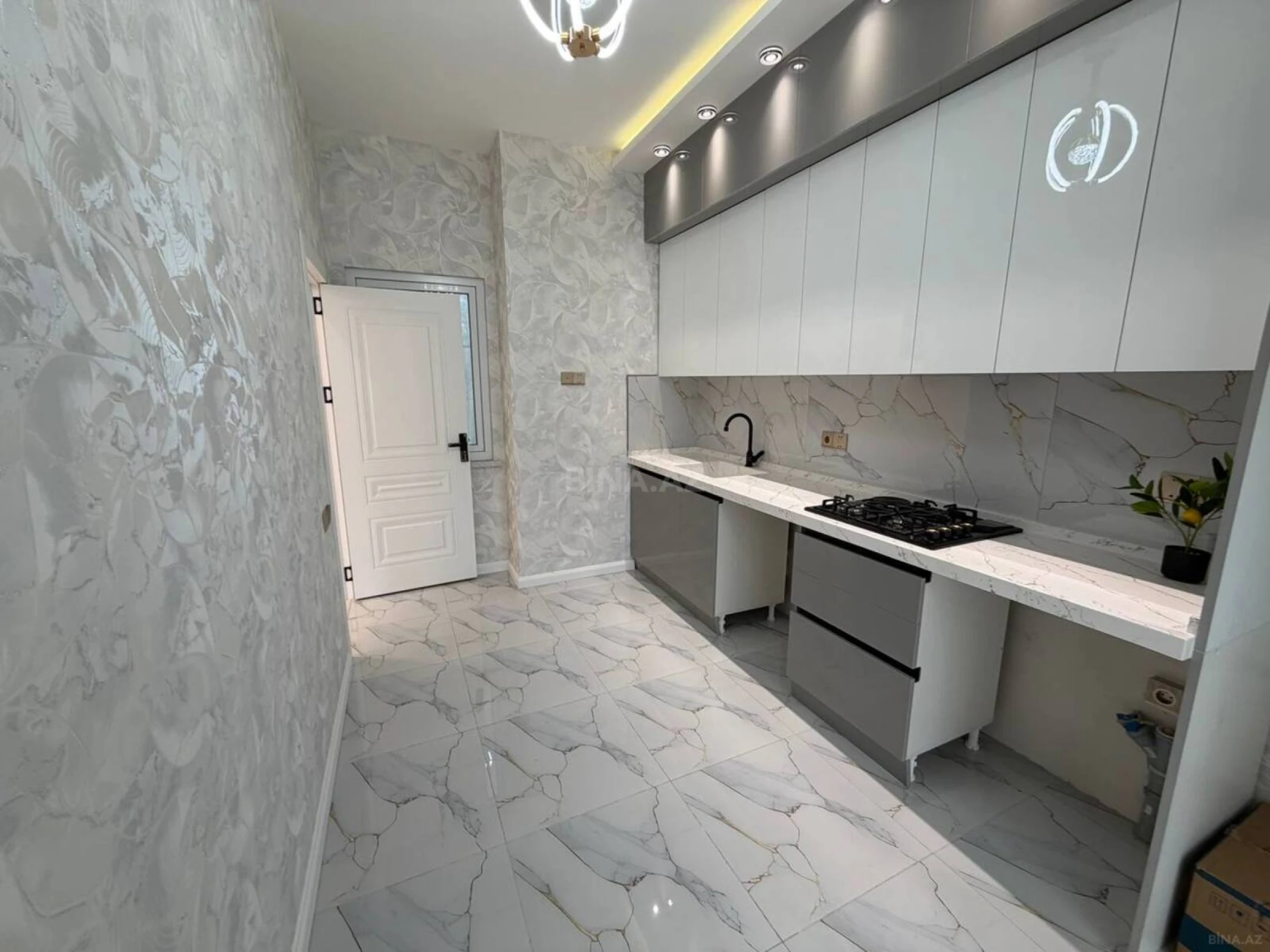 Satılır 3 otaqlı mənzil 70 m²
