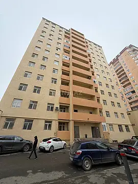 Satılır 3 otaqlı mənzil 70 m² — Bakı, Həzi Aslanov qəs. 3 otaq 70.00 m²