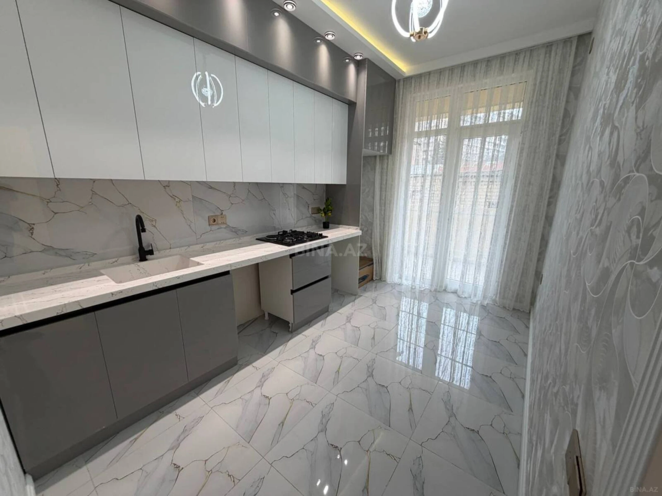 Satılır 3 otaqlı mənzil 70 m²