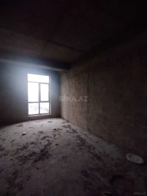 Satılır 3 otaqlı mənzil 137 m²