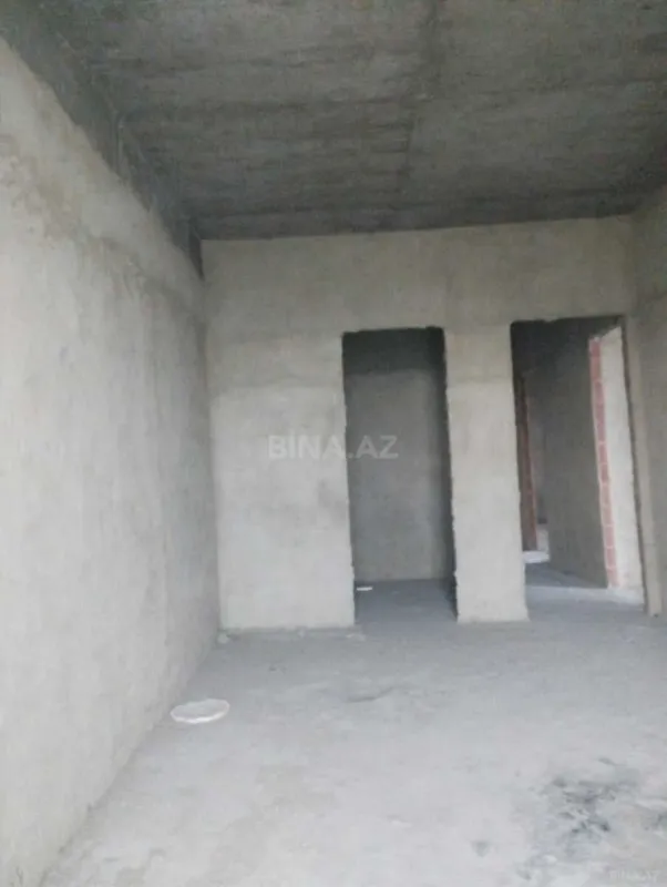 Satılır 3 otaqlı mənzil 137 m²