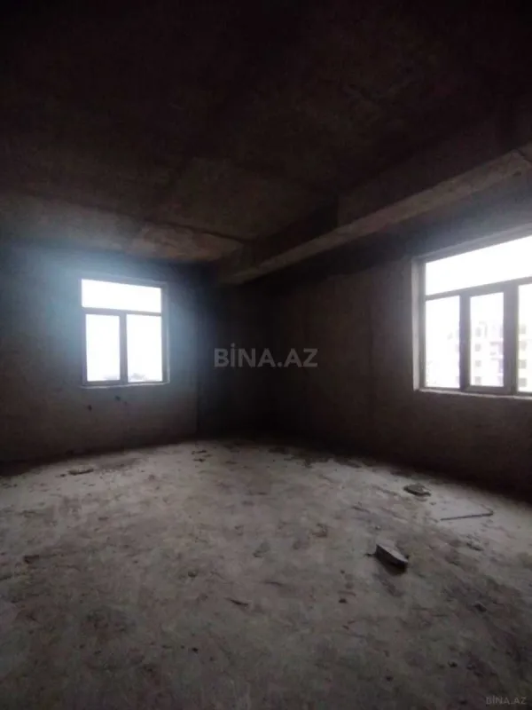 Satılır 3 otaqlı mənzil 137 m²