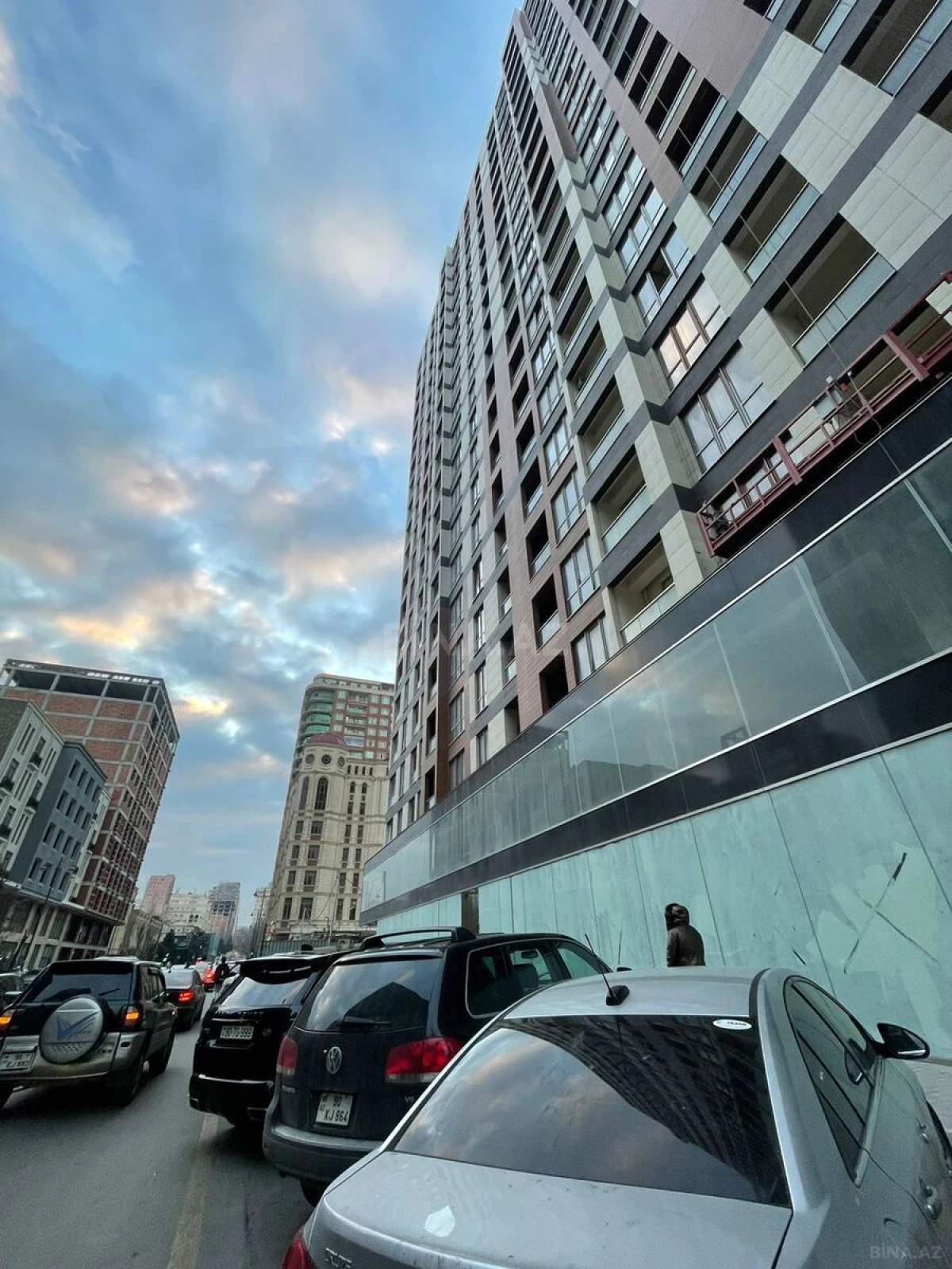 Satılır 2 otaqlı mənzil 55 m²