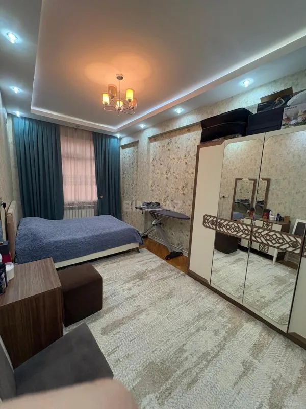 Satılır 3 otaqlı mənzil 95 m²