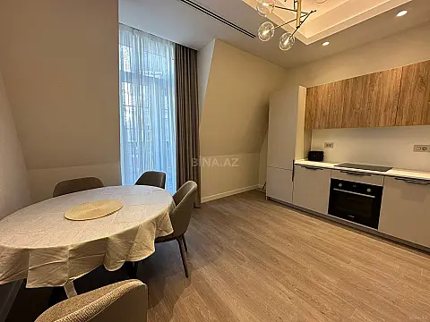 Kirayə verilir 2 otaqlı mənzil 105 m²