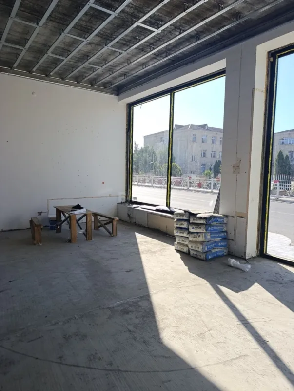 Satılır obyekt 222.7 m²