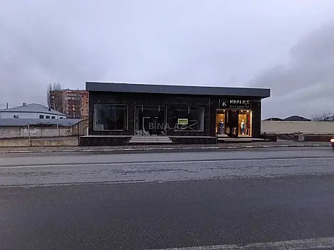 Satılır obyekt 222.7 m²