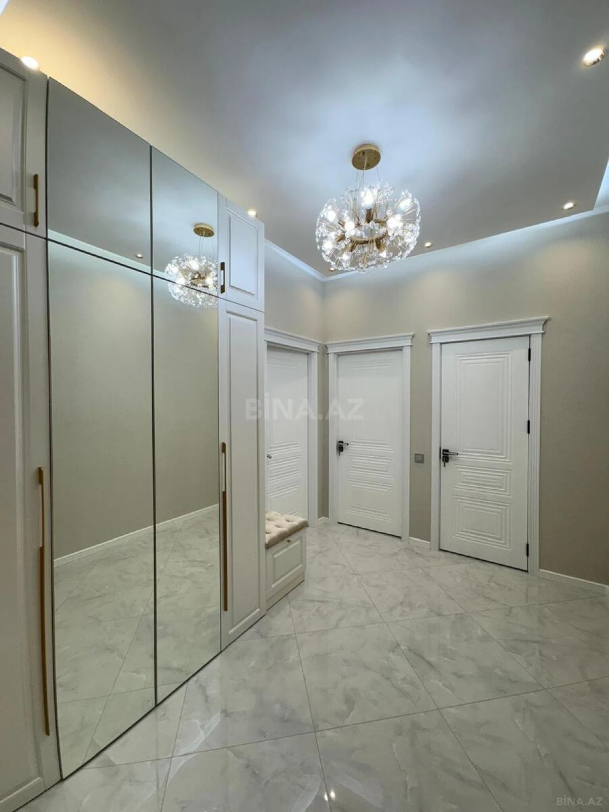 Satılır 3 otaqlı mənzil 68 m²