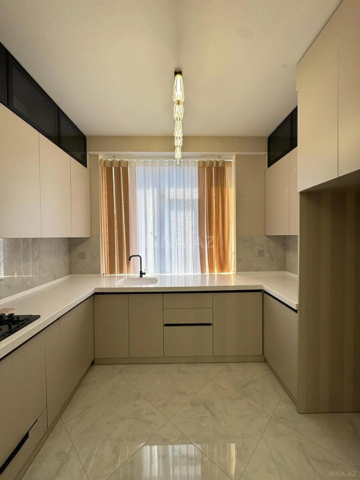 Satılır 3 otaqlı mənzil 68 m²