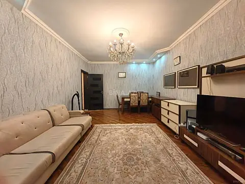 Satılır 2 otaqlı mənzil 68 m²