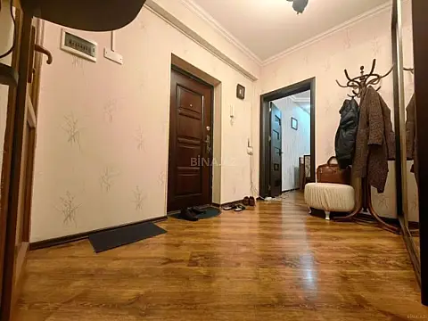 Satılır 2 otaqlı mənzil 68 m²