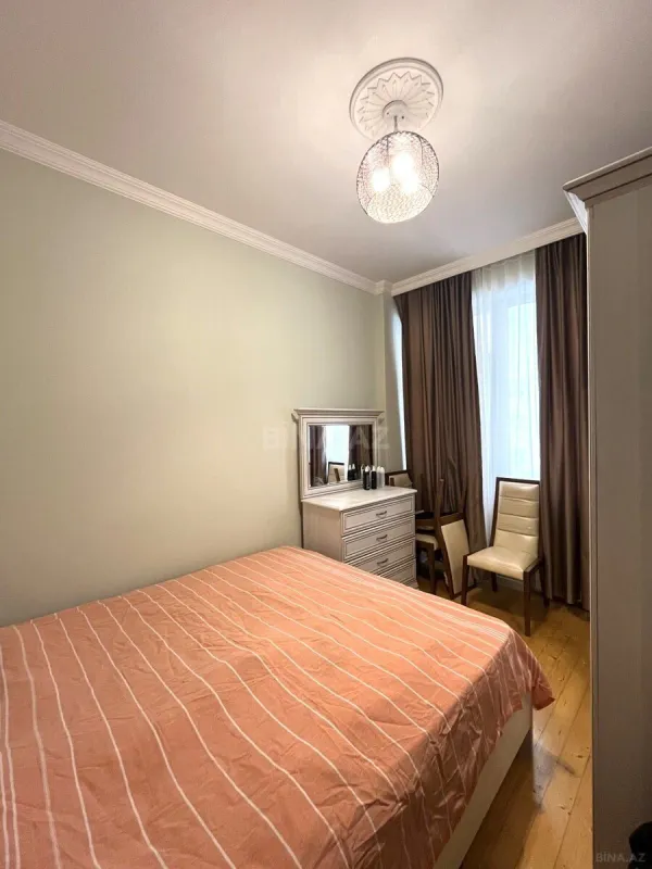 Satılır 2 otaqlı mənzil 60 m²