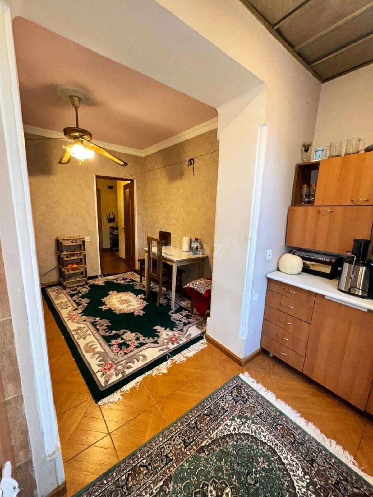 Satılır 2 otaqlı mənzil 60 m²