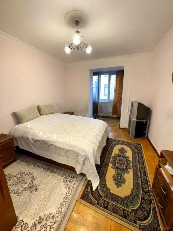 Satılır 2 otaqlı mənzil 60 m²