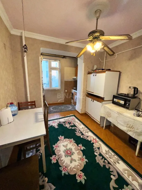 Satılır 2 otaqlı mənzil 60 m²