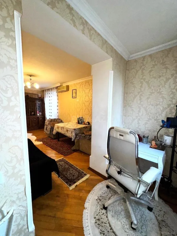 Satılır 2 otaqlı mənzil 60 m²