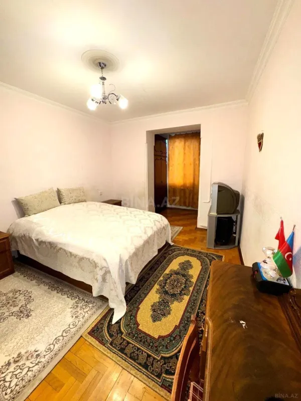 Satılır 2 otaqlı mənzil 60 m²