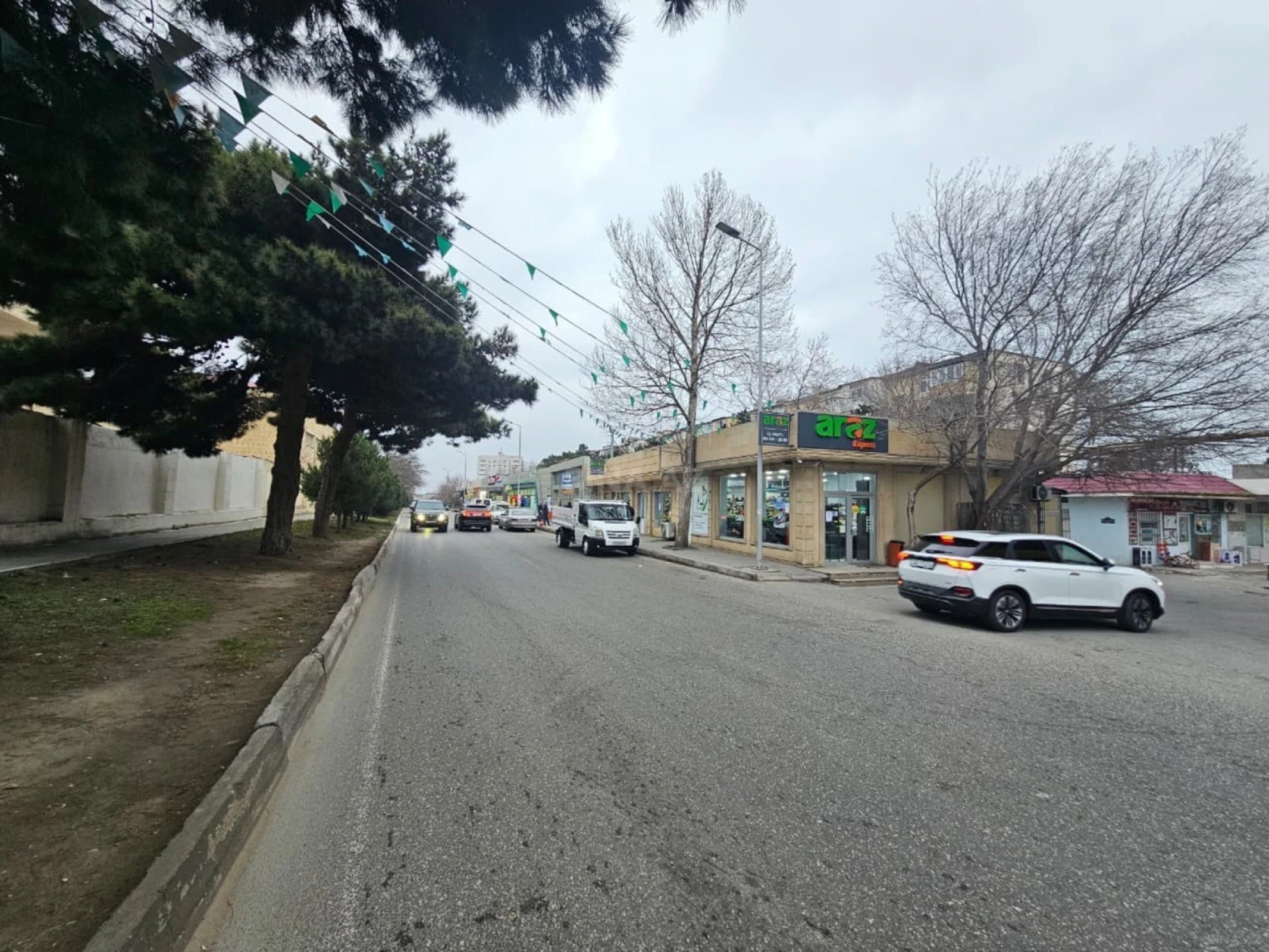 Kirayə verilir obyekt 110 m²