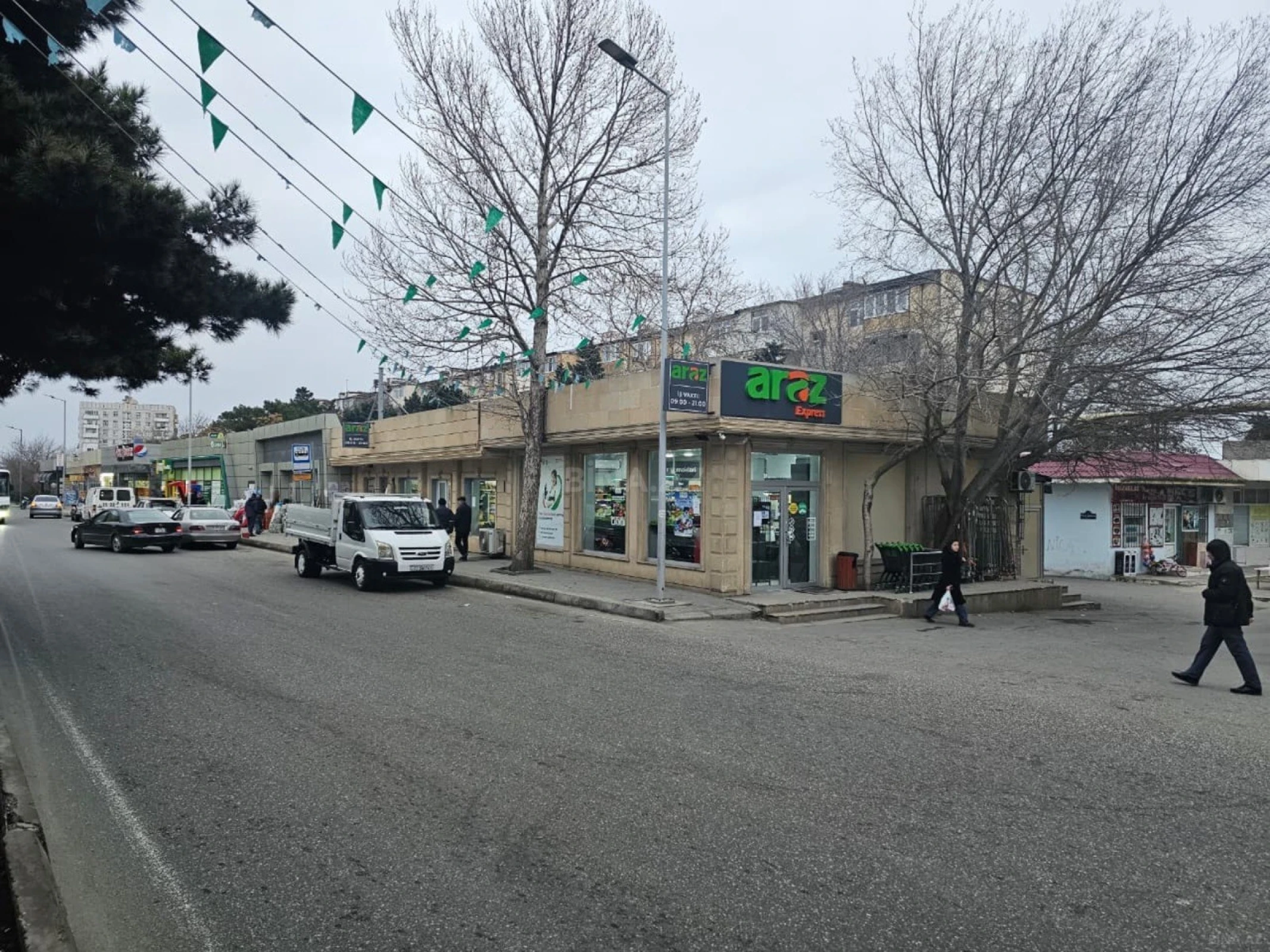 Kirayə verilir obyekt 110 m²