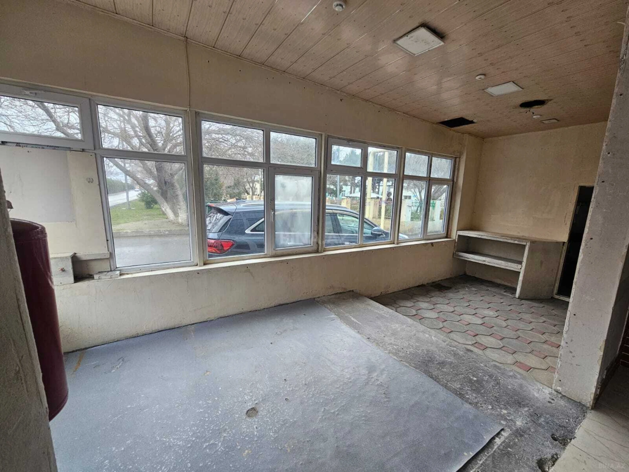 Kirayə verilir obyekt 110 m²