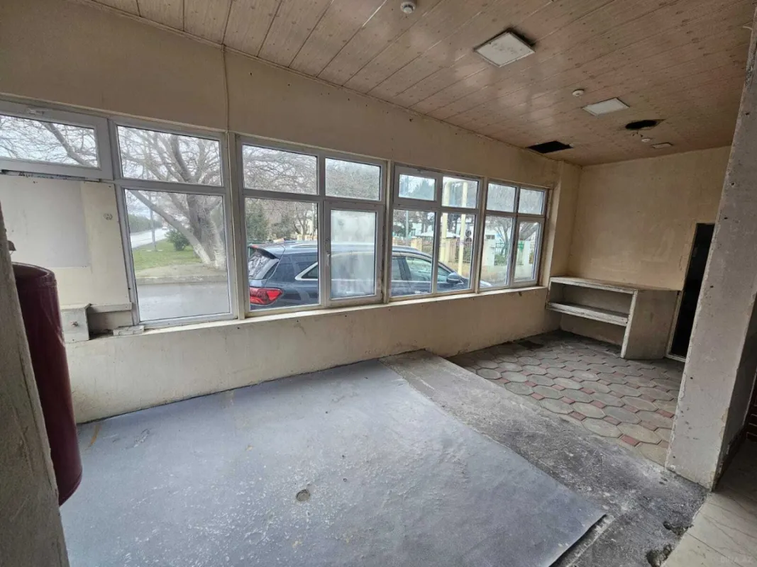 Kirayə verilir obyekt 110 m²