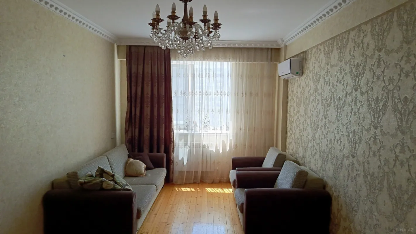 Satılır 3 otaqlı mənzil 82.3 m²
