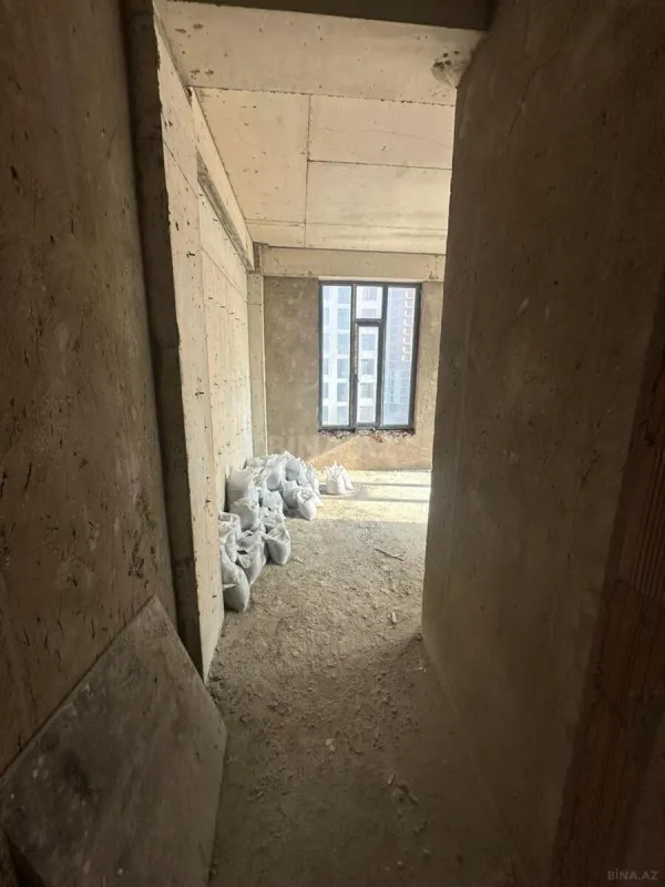 Satılır 3 otaqlı mənzil 99 m²