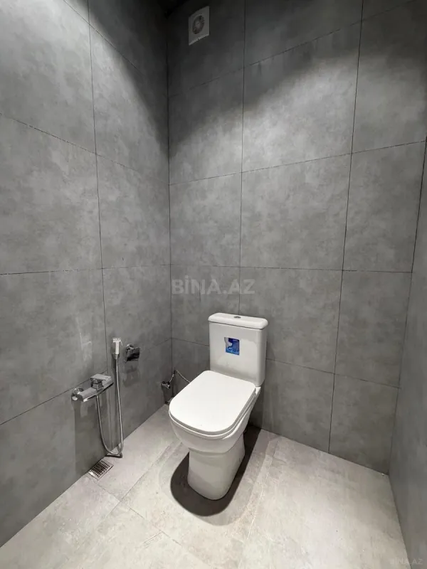 Satılır 4 otaqlı ofis 264 m²