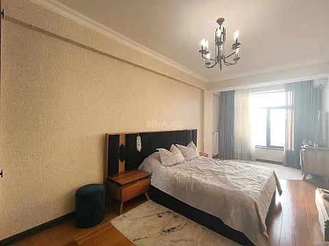Kirayə verilir 3 otaqlı mənzil 140 m²